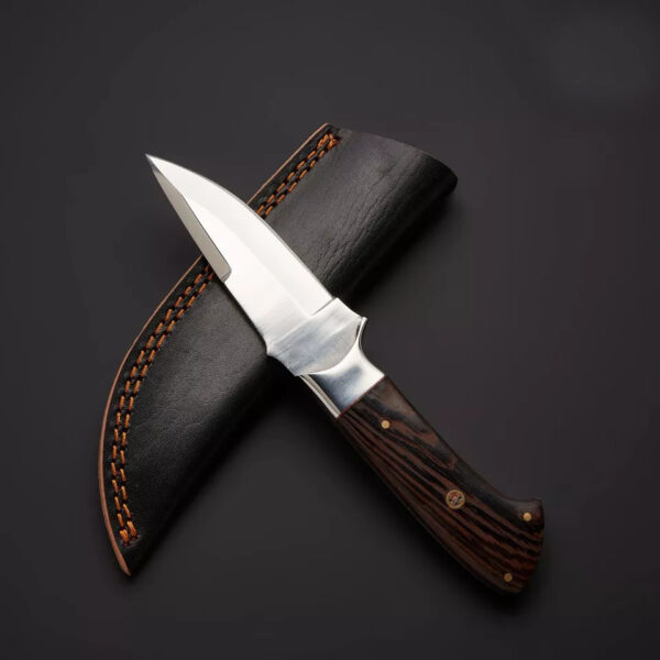 Custom Handmade Carbon Steel Skinner Knife for Hunting & Camping with Sheath - Image 4