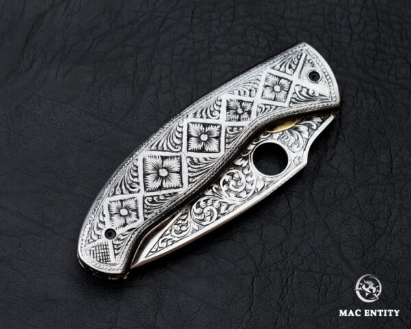 Custom Hand Engraved Pocket Knife D2 Steel with Leather Sheath - Image 4