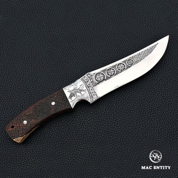 Hand Engraved Hunting Skinner Knife with Leather Sheath. - Image 2