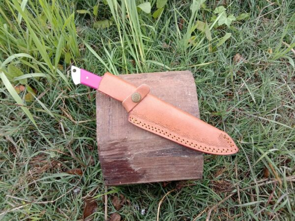 Handmade Damascus Steel Chef Knife with Leather Sheath - Image 5